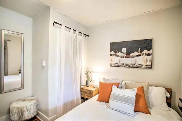 Cheerful 3 Bedroom With Backyard Oasis Holiday home *